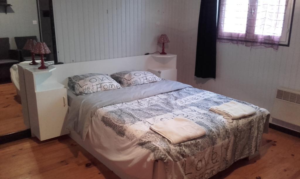 L'Escale Thoduroise Appartement Thodure Buitenkant foto